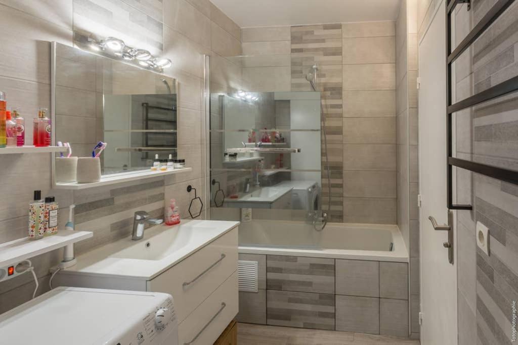 Appartement T2 proche centre ville Istres Extérieur photo