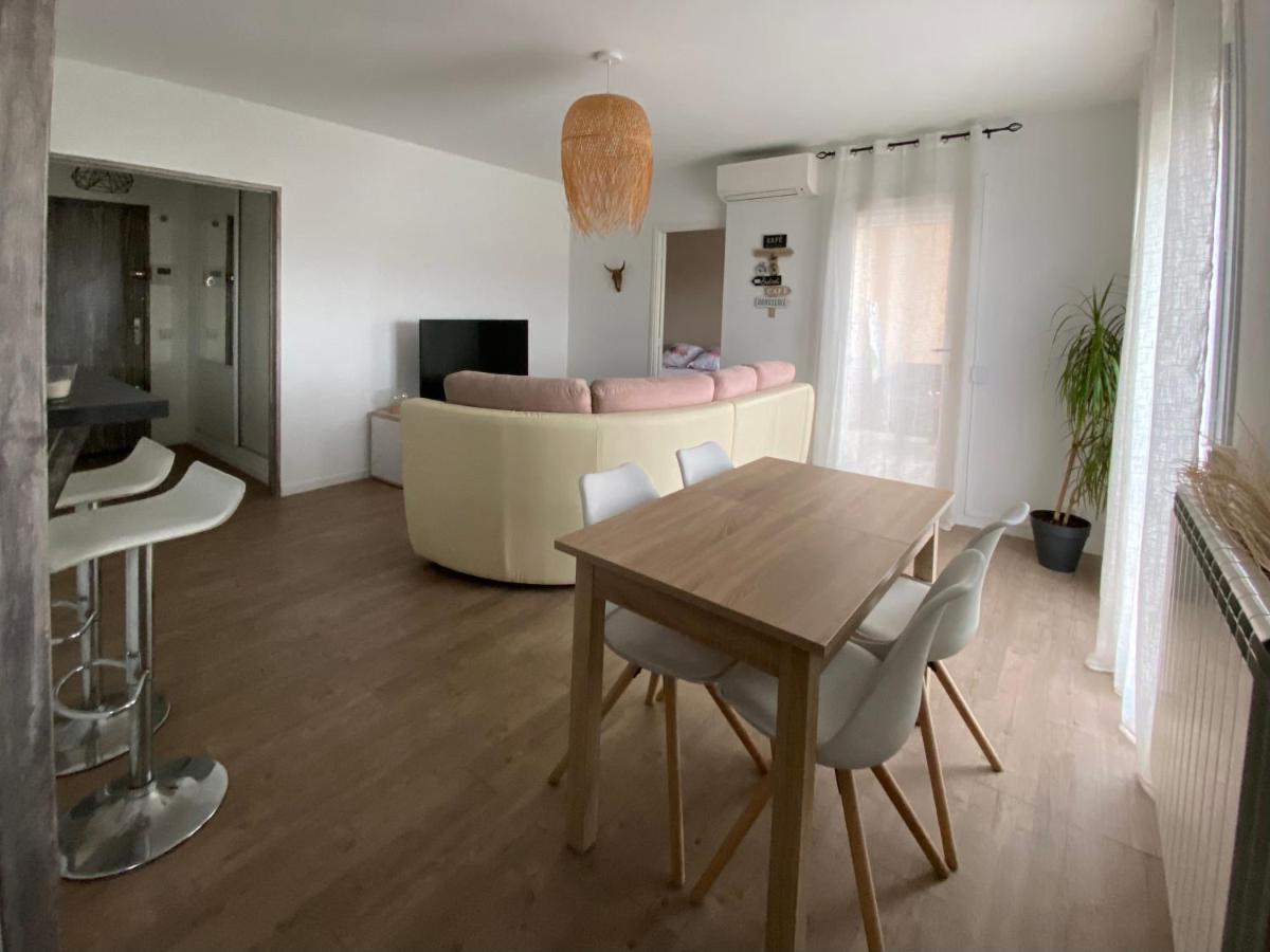 Appartement T2 proche centre ville Istres Extérieur photo